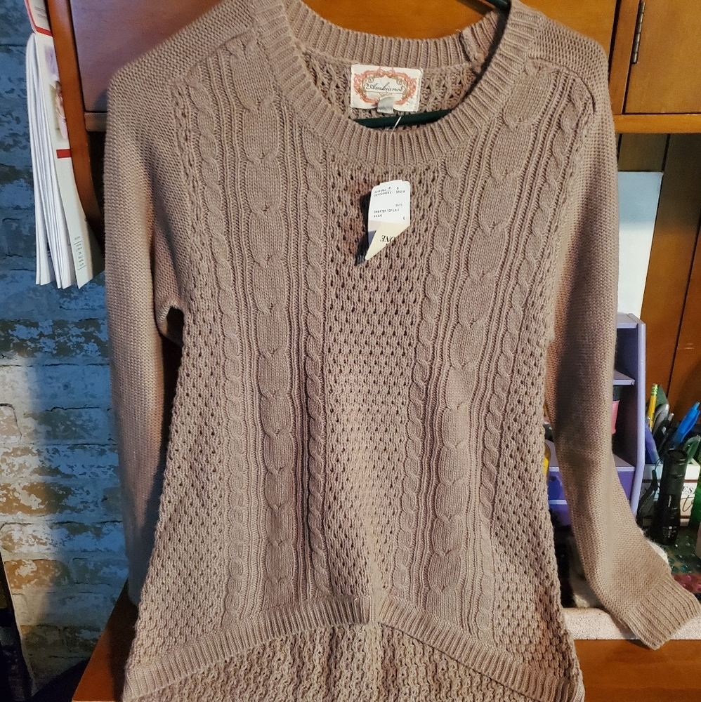 Women's sweater